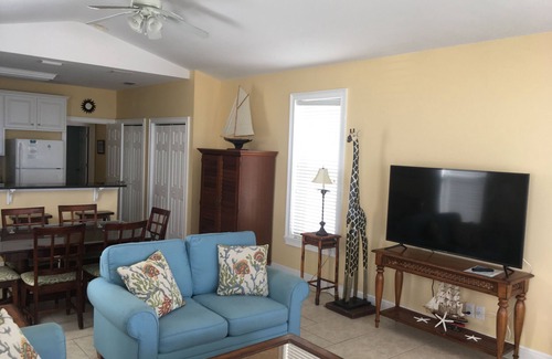 East End House | Beach Front 3BR/3.5BA Pet Friendly! Private Boardwalk right out your door!