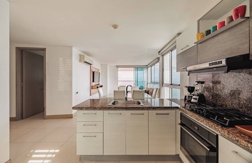Bocagrande Apartment | Beach Front 3BR Penthouse in Palmetto Beach