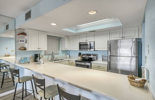 Destin Condo | Beach Front | Gulf Views | Private Beach I Destin Beach Club Ground Floor Condo