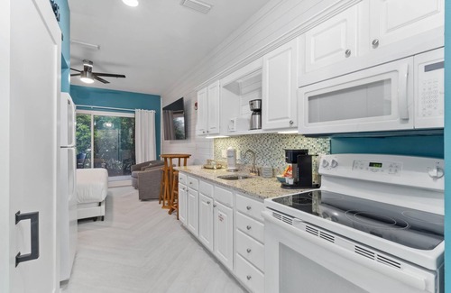 Rosemary Beach Condo | "Beach Happy 30A" #100 Studio Sleeps 2
