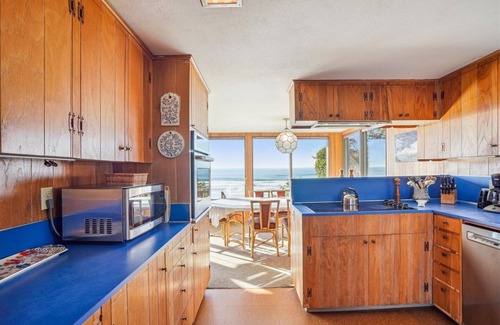 Arch Cape House | Beach Haven Arch Cape - New Oceanfront Listing! - Beachcomber Vacation Homes
