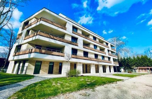 Balatonfured Apartment | Beach Home Apartman
