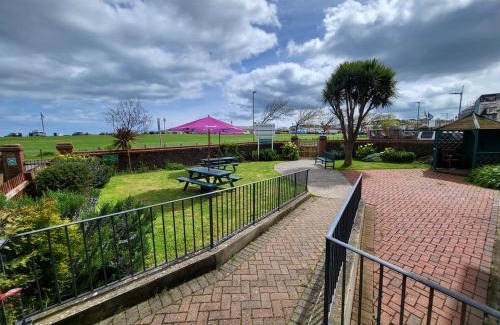 Paignton Hotel | Beach Hotel Torbay B&B
