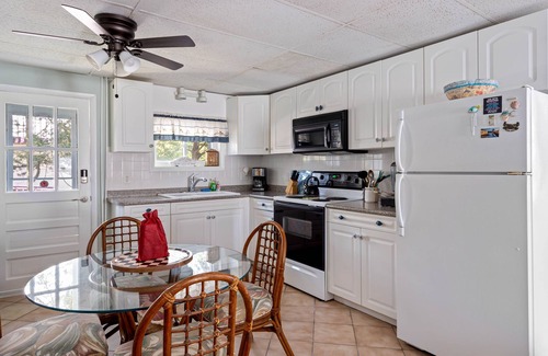 Milton House | Beach House at Broadkill- Sleeps 13, Dog Friendly