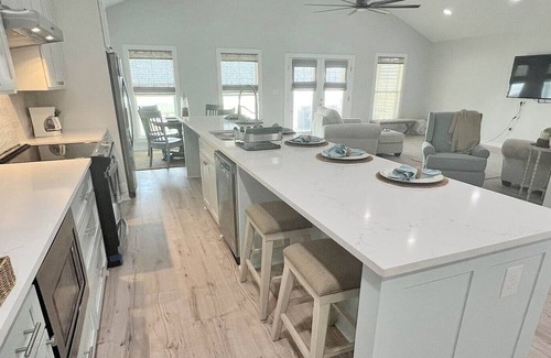 Grand Isle House | Beach House - Beachfront - Island Realty