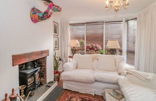 Watchet Cottage | BEACH HOUSE, family friendly, character holiday cottage in Watchet