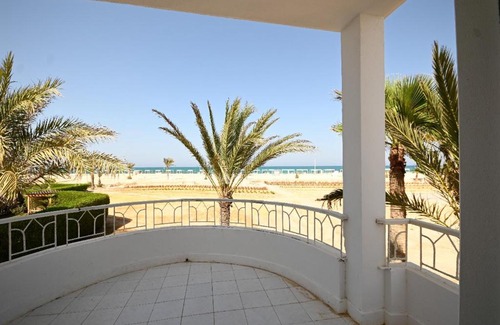 Marsa Matruh House | Beach house First Row sea view at Santa Monica next to Almaza Bay