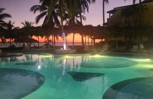 Ixtapa Villa | Beach House in Ixtapa - Playa Iguana Residential