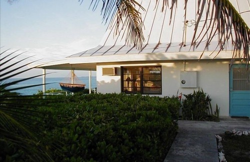 Sugar Loaf Settlement House | Beach House on Secluded Gorgeous Beach