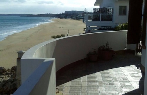 Noto Marina Apartment | beach house on the sea