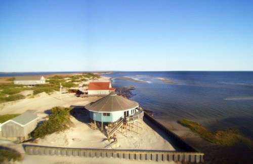 Cedar Island House | Beach House Privacy and Serenity by RedAwning