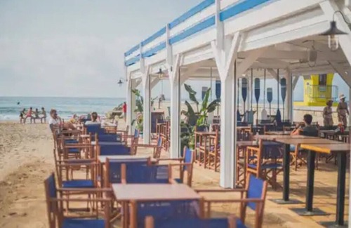 Passeig Maritim House | Beach House Sitges Barcelona