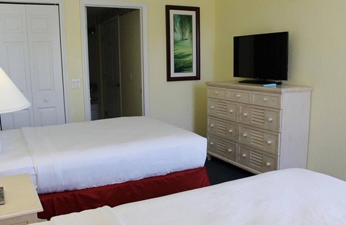 Bostroms Resort | Beach is Calling! Four Serene Units, BBQ Facilities, Surfing, Near The Casements