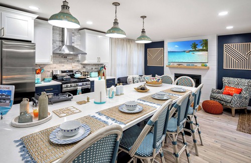 Point Pleasant Beach House | Beach Oasis! 2 Blocks to Beach/Hot Tub/Firepit/10 private passes/5BR/Balcony