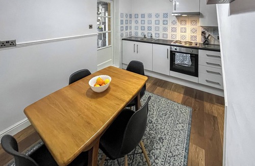 Margate Cottage | Beach Oasis Cottage - UK48530