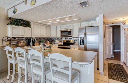Indian Shores Condo | Beach Oasis-Direct Gulf view Balcony, renovated unit. Last min sale.