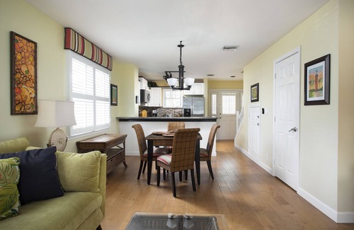 Truman Annex House | Beach Paradise in the Keys! Location! Location! 2 Blocks to Duval St