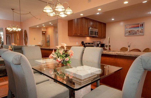 Key West Condo | Beach Penthouse: Ocean Views from every room Tropical Excellence