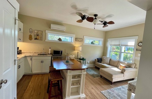 North Carolina Coast Apartment | Beach Pkg/Private Garden Apt/Patio/Bikes/Beach Equip -SAVE On Parking & Rentals