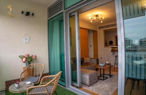 Al Raha Beach Apartment | Beach Plaza Nest 1BR - Cozy Stay with Beach Access at Al Muneera, Al Raha