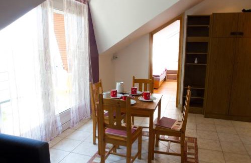 Balatonszemes Hotel | Beach Resident
