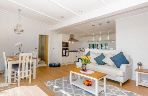 Corton House | Beach Retreat