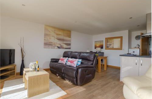 Seaton House | Beach Retreat - Mount Brioni