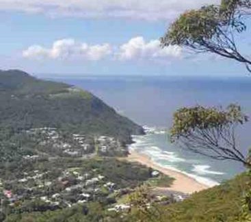 Stanwell Park Apartment | Beach to Bush