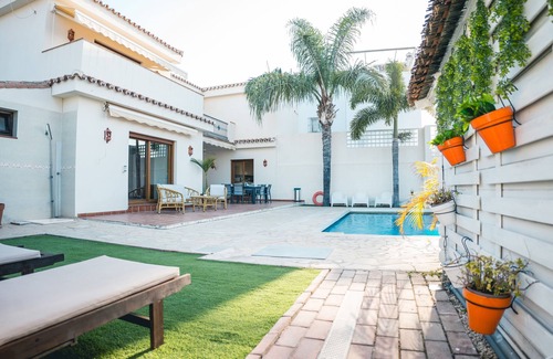 Torreblanca Villa | ⭐ Beach Town Villa ⭐ Amazing private luxury villa near the beach, with pool.