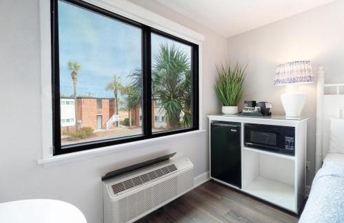 Litchfield by the Sea Apartment | Beach Vibes with Great Amenities on the 2nd Floor