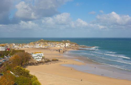 St Ives House | Beach View