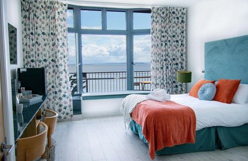 Penarth Hotel | Beachcliff Rooms & Apartments