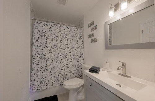 Lakewood Park House | Beaches Fishing and Shopping