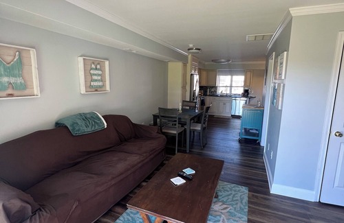 Southend House | Beachfront 2 Bedroom 2 Bath Condo