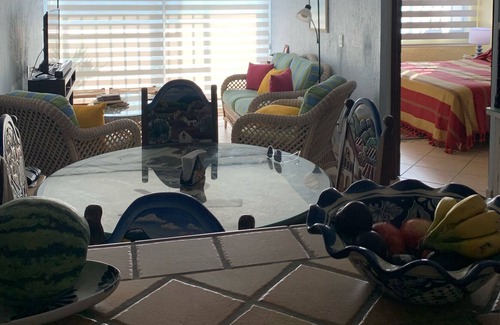 Manzanillo Condo | Beachfront 2bed/2bath Condo with Pool
