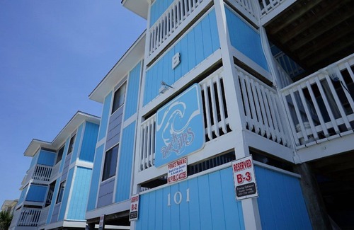 Ocean Isle Beach Condo | Beachfront 3 Bedroom Condo at beautiful Ocean Isle Beach, NC