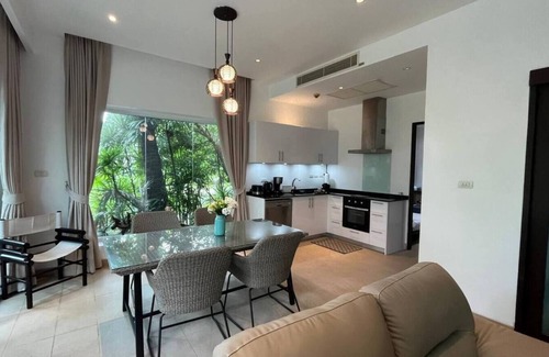 Rawai Apartment | Beachfront and Pool 2 BR Apt- Selina 870