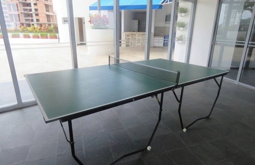 Marbella Apartment | Beachfront Apartment, Pool, Sauna, Jacuzzis, Gym. 5 Min Historical Center