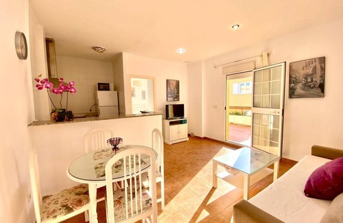 Tarifa Apartment | Beachfront apartment with large terrace
