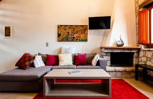 Paralio Astros House | Beachfront Astros Villa - Dukes Seaside Retreat