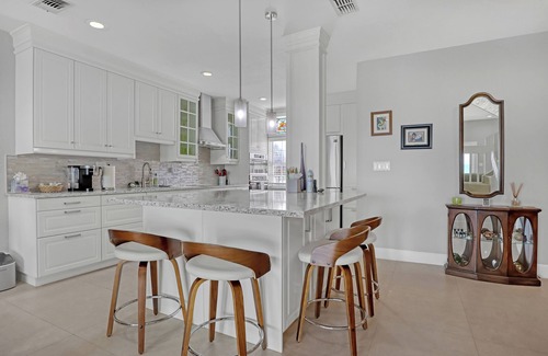 Indialantic Condo | Beachfront Bliss: Chic 3 Bedroom 2.5 Bath Condo, Indialantic Florida Gem.