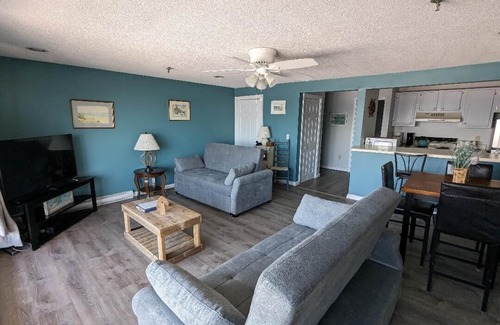 Old Orchard Beach Condo | Beachfront Condo with Awesome Views