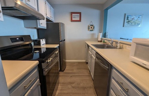 Old Orchard Beach Condo | Beachfront Condo with Awesome Views