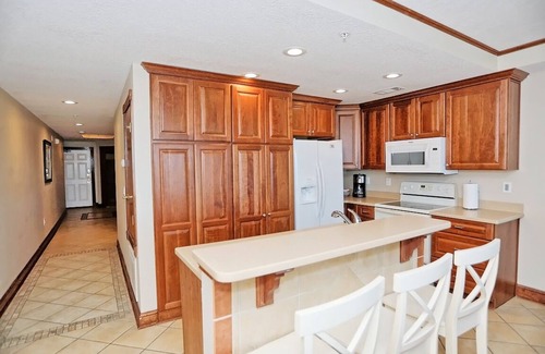 Tybee Island Condo | Beachfront Condo 227 with brand new pool Luxury 2 BR at Beachside Colony