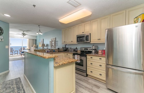 Fort Morgan Condo | BEACHFRONT CONDO IN THE CATALINA TOWER, BEACH CLUB, GULF SHORES!