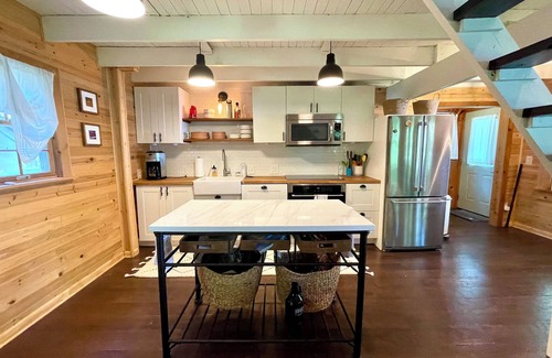 Good Hart Cottage | Beachfront Cottage along Lake Michigan Shores