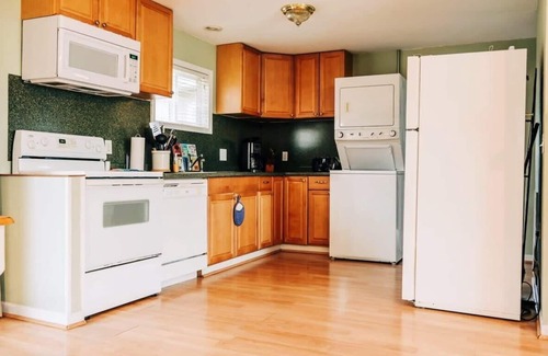 Oscoda House | Beachfront cottage on Lake Huron