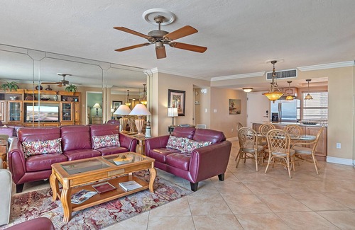 Siesta Key Condo | Beachfront Crystal Sands Condo on Siesta Key