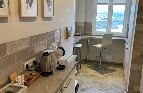 Calpe Apartment | Beachfront Duplex CINEMA,175 sq m,3 bedrooms-up to 10 people,100m. to the beach.