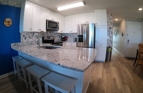 North Carolina Coast Condo | “BEACHFRONT ELM” IS CALLINGn~Oceanfront~Private Beach Access~Pool~